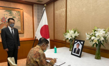 Sambangi Kedubes Jepang, JK Kenang Jasa Besar Shinzo Abe - GenPI.co