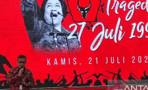 Hasto Kristiyanto Minta Kejagung Bongkar Aktor Peristiwa Kudatuli - GenPI.co