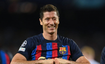 Manchester United Ketiban Sial Lawan Barcelona, Lewandowski Tersenyum - GenPI.co