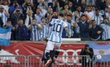 Aziz Yanuar Yakin Argentina Tiru Spanyol Saat Juara Piala Dunia 2010 - GenPI.co