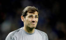 Mengaku Gay, Iker Casillas Dibalas Ciuman Cinta Carles Puyol - GenPI.co