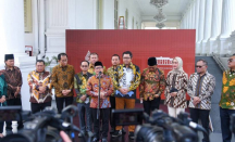 Temui Jokowi, Cak Imin dan PKB Minta Harga BBM Diturunkan - GenPI.co