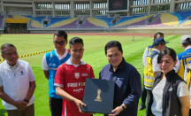 Pantau Langsung Stadion Manahan Solo, Erick Thohir: Alhamdulillah - GenPI.co