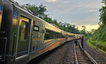Tanah Longsor di Purwakarta Ganggu 2 Perjalanan Kereta Api - GenPI.co