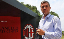 Bertengkar dengan Bos AC Milan, Paolo Maldini Pergi dari San Siro - GenPI.co
