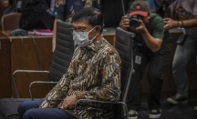 Jokowi Diduga Terseret Korupsi BTS, Kuasa Hukum Johnny Plate Bantah Keras - GenPI.co
