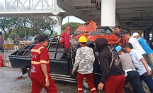 Kronologis Mobil Terguling Tak Kuat Naik ke Kapal di Pelabuhan Bakaueheni - GenPI.co