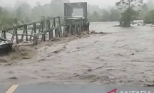 Banjir di Maluku Tengah, Jembatan Penghubung Ibu Kota Kabupaten Putus - GenPI.co