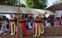 Sekolah Masih Rusak Akibat Gempa Cianjur, Ribuan Siswa Belajar di Tenda - GenPI.co