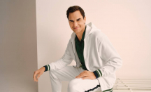Bergaya Sporty, UNIQLO Hadirkan Outfit Lifewear Ala Petenis Roger Federer - GenPI.co