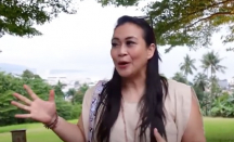 Zoya Amirin Anjurkan Suami Istri Pakai Parfum, Bermain Cinta Makin Wow - GenPI.co