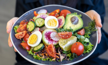 3 Makanan Musim Panas yang Sehat untuk Menurunkan Berat Badan - GenPI.co