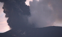 Waspada! Gunung Marapi Erupsi Disertai Hujan Abu Vulkanik - GenPI.co