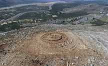 Situs Puncak Bukit Yunani Berusia 4.000 Tahun Membingungkan Para Arkeolog - GenPI.co