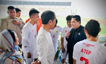 Jokowi Dukung Perkembangan Sepak Bola Indonesia, Kata Erick Thohir - GenPI.co