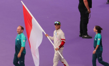 Veddriq Leonardo dan Rizki Juniansyah Ikut Defile Penutupan Olimpiade Paris 2024 - GenPI.co