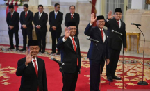 Jokowi Lantik Supratman Jadi Menkumham, dan Bahlil Lahadalia Duduki Menteri ESDM - GenPI.co