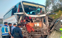 Bus Tabrak Truk di Jalan Tol Batang-Semarang, 6 Orang Luka-Luka - GenPI.co