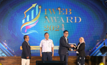 Pegadaian Kanwil Jabar Raih Penghargaan Narasumber Perusahaan Terbaik IWEB Award 2024 - GenPI.co