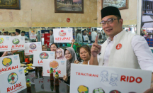 Dukung Ridwan Kamil, Sukarelawan Bang Emil Teman Kita Traktir Makan Siang Gratis - GenPI.co