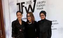 ISSHU Hadirkan Koleksi Futuristik dan Eksentrik di Jakarta Fashion Week 2025 - GenPI.co