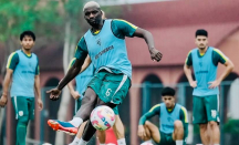 Jeda Liga 1 Persebaya Surabaya Tetap Latihan, Munster: Tidak Ada Libur! - GenPI.co