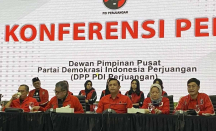 Pecat Effendi Simbolon, PDIP: Berkomunikasi dengan Pak Jokowi - GenPI.co