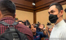 Berbelit-belit di Sidang, Harvey Moeis Dituntut 12 Tahun Penjara - GenPI.co