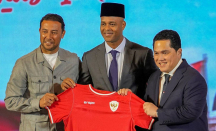 Patrick Kluivert Jadi Pelatih Timnas Indonesia, Erick Thohir Beri Tugas Berat - GenPI.co