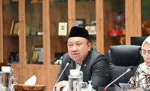 Isu Mendiktisaintek Satryo Diganti, DPR RI: Menteri Baru Harus Lebih Hebat - GenPI.co