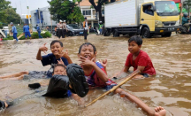 Tangani Banjir Jabodetabek, AHY dan Kementerian PU Turunkan Alat Berat - GenPI.co