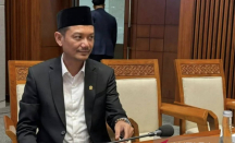 Anggota DPR Desak Menteri PANRB Cabut Penundaan Pengangkatan CASN & PPPK: Kasihan Mereka - GenPI.co