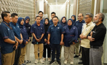 Dukung Layanan Jemaah di Tanah Suci, Pos Indonesia Perkuat Tim Kargo Haji 2025 - GenPI.co