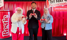 Coca-Cola Hadirkan Kampanye 'Share a Coke' yang Lebih Menekankan Koneksi Nyata - GenPI.co