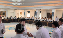 Prabowo Singgung Ijazah Palsu di Sidang Kabinet, Pengamat: Tidak Ada Urgensinya - GenPI.co