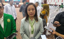Jokowi Tak Wajib Buktikan Ijazahnya Asli, UGM Disebut Bisa Selesaikan Polemik - GenPI.co
