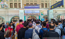 Liburan Makin Asyik! Ada Diskon Tiket Pesawat, Kereta Api, hingga Jalan Tol - GenPI.co