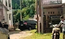 KPK Geledah Rumah Warga OKU, Bawa Dokumen dan Foto Proyek Suap serta Seorang Wanita - GenPI.co
