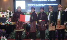 Gubernur Herman Deru Serahkan Bantuan Rp 50 Miliar untuk Revitalisasi Infrastruktur pada HUT ke-1342 Kota Palembang - GenPI.co