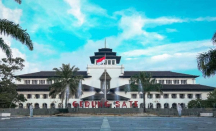 Pemprov Jawa Barat Minta Kabupaten dan Kota Nurut, Rapat di Hotel Masih Dilarang - GenPI.co