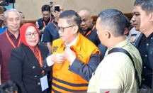 Hasto Kristiyanto Dituntut 7 Tahun Bui, Jaksa: Halangi KPK dan Lindungi Harun Masiku - GenPI.co