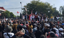 Ribuan Orang Demo Tuntut Bupati Pati Lengser, Sudewo Dianggap Arogan - GenPI.co