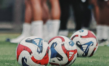 Persita Tangerang vs Semen Padang Resmi Ditunda Demi Keselamatan Pemain - GenPI.co