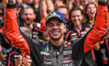 Marco Bezzecchi Enggan Berkomentar soal Marc Marquez yang Terjatuh - GenPI.co