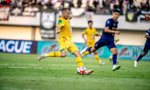 Pelatih Persebaya Surabaya Eduardo Perez Percaya Perovic Segera Jawab Keraguan - GenPI.co