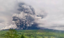 Ranu Kumbolo Aman, Puluhan Pendaki Gunung Semeru Tunggu Evakuasi - GenPI.co