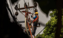 74 Penyulang Listrik dan 2.302 Gardu di Sumbar Kembali Menyala Sesuai Bencana - GenPI.co