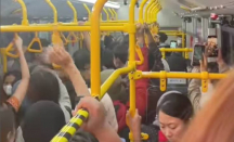 Viral Penumpang Tepergok Masturbasi di Bus Transjakarta, Diamankan Petugas - GenPI.co