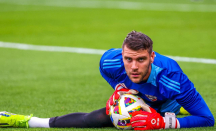 Maarten Paes Berpeluang Debut Bersama Ajax Lawan NEC Nijmegen - GenPI.co