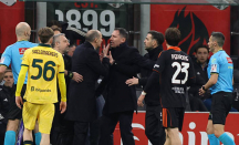 AC Milan vs Como Berlangsung Panas, Fabregas dan Allegri Ricuh di Pinggir Lapangan - GenPI.co